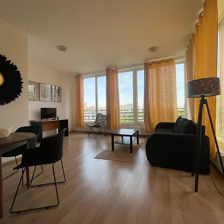 New Nr6 Self Checkin Oldcity Center Paid Parking With Lift Timişoara